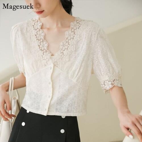 2021 Summer Korean Style Shirt Lace Stitching V-neck Puff Short Sleeve Women Tops Mujer Sweet Hollow Floral Short Blouse 14933