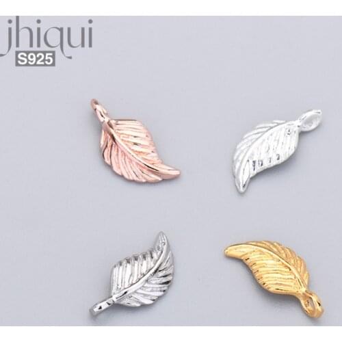 Jhiqui Gold Pendants