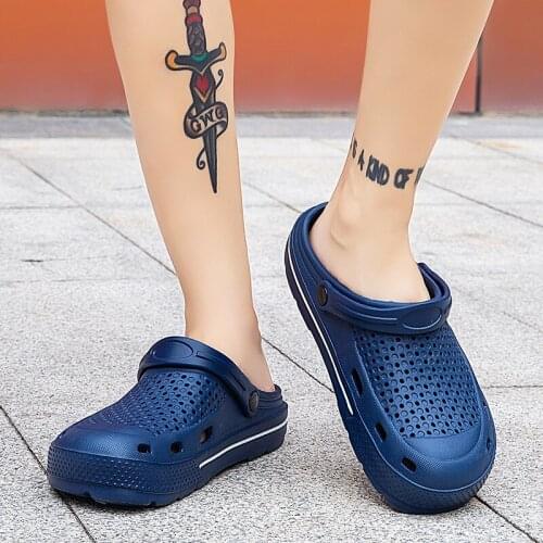 Women Sandals Hole Shoes Men Beach Shoes Light Sandals Home Slippers Outdoor Summer Wading Sneaker Leisure Shoes Big Size