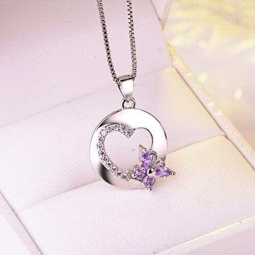 Fashion Jewelry Hollow Heart Round Pendant Romantic Charm Butterfly Silvery Necklace For Women Wedding Engagement Party Gifts