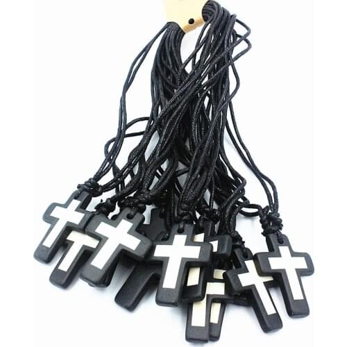 12PCS/LOT Yak Bone Cross Necklaces Jewelry Resin Carved Christian Charms Pendants Necklace Wax Rope Wholesale XL63