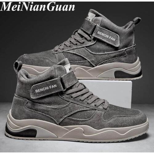 Platforms Mens Shoes Winter Keep Warm Man Casual Sneaker Light Soft Faux Fur Shoes for Men Fashion Luxury High Top Sneakers Z8