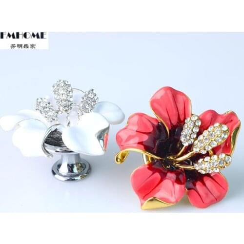 NEW Free Shipping simple Fashion clear Handle Shell Acrylic Drawer Dresser Cupboard Shoe Closet pull Diamond Furniture door Knob