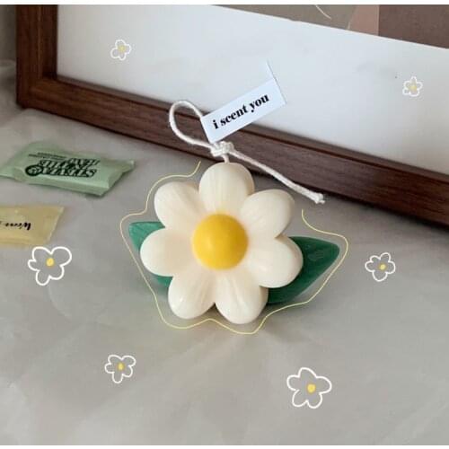 Cute Little Daisy Aromatherapy Candle Mold Party decoration diy material silicone mold chocolate mould handemade soap mould
