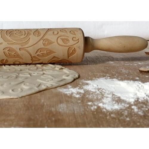 Rose Flower Embossing Rolling Pin Baking Cookies Roller for Lover DIY Food Dessert Biscuits Rolling Pins Christmas Baking Tools