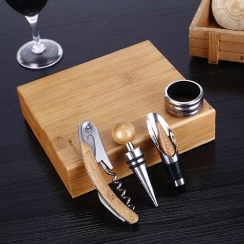 Practical 4 PCS Wine Bottle Opener Set Stopper Pourer Set in Box Wooden Case Bottle Opener Suit Open Wine Kit Home Tools LF739