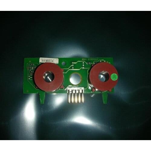 1PC USED 590P current transformer AH470330T032 / 3