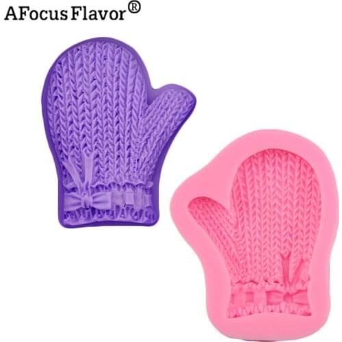 1 Pc Christmas Glove Shape Chocolate Candy 3D Silicone Mold Cartoon Cake Decoration Baking Tool Soap Mold Sugar Stencil
