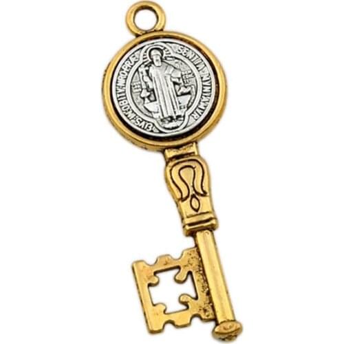 50pcs 2Colors Zinc Alloy Saint Benedict Medal Cross Key Charm Pendants DIY Religious Christmas Jewelry14.5X42MM A-577