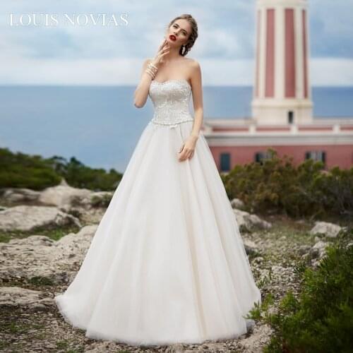 Louis Novias New Elegant Wedding Dress Sexy A-line Dress Lace Embroidery Crystal Belt Cathedral Royal Relic Denovia