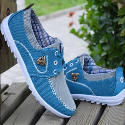 New mens shoes fashion wild light walking shoes non-slip wear-resistant tide shoes casual walking mens shoes designer