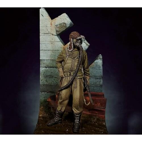 Self-assembled New Unassembled 1/35 MODERN MAN OFFICER STAND (NO BASE ) Resin Figure Unpainted Model Kit