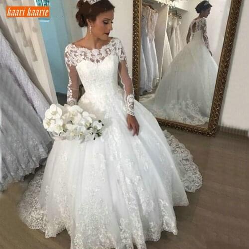Elegant White Ball Gown Wedding Dresses Long Sleeves Lace Applique Princess Ivory Wedding Gowns Modern High Quality Bridal Dress
