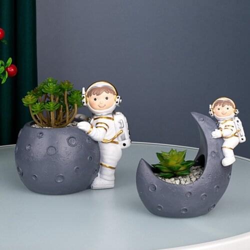 Home Ornament, Astronaut Resin Vase Flowerpot Decorative Artware Desktop Decor for Living Room Office