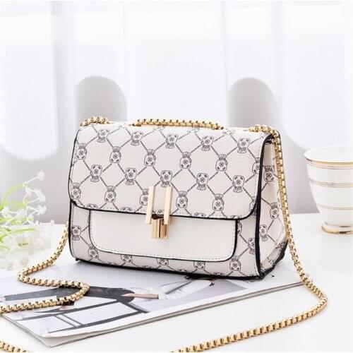Womens bags 2020 new versatile wideband single shoulder messenger bag hit color small square bag