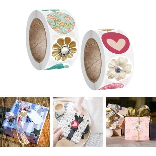 Flower Stickers Roll Love Stickers Labels,500pcs For Wedding Party Business Decorative Sealing Stickers for Romantic Gifts Bags