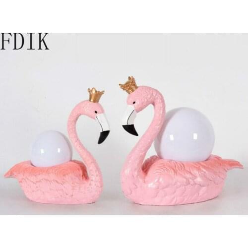 Modern Animal Table Lamp Bedroom Bedside Light Romantic Nordic Cute Flamingos Lamps Indoor Home Decoration Night Lights Fixtures