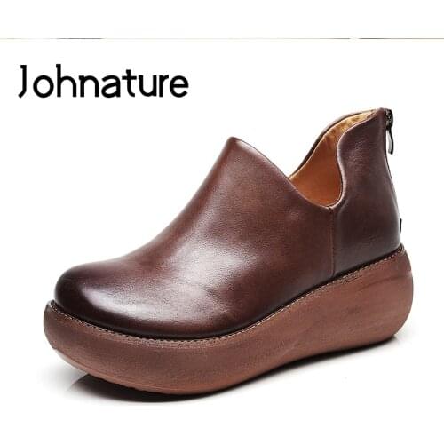 Johnature 2020 New Autumn/Winter Genuine Leather Round Toe Casual Med Retro Zipper Platform Women Shoes Pumps