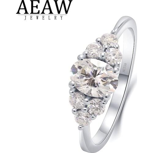 Luxury 0.5Ct Oval Cut Moissanite Engagement Ring Halo For Women Wedding Party Cool Jewelry Gift 14k White Gold D Color VVS1