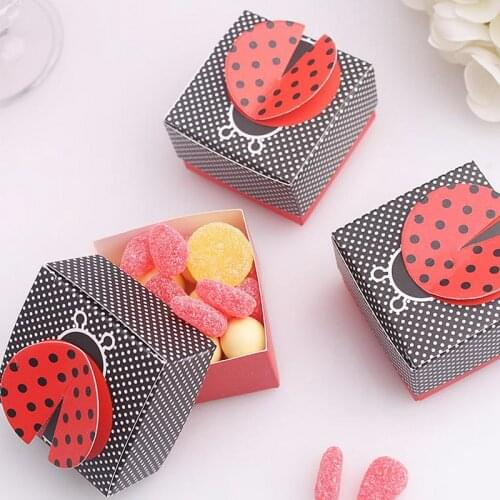 10pcs Wedding Candy Box Baby Shower Favor Box Party Decorations Cute as a Bug 3-D Wing Ladybug Favor Box Decoration Mariage