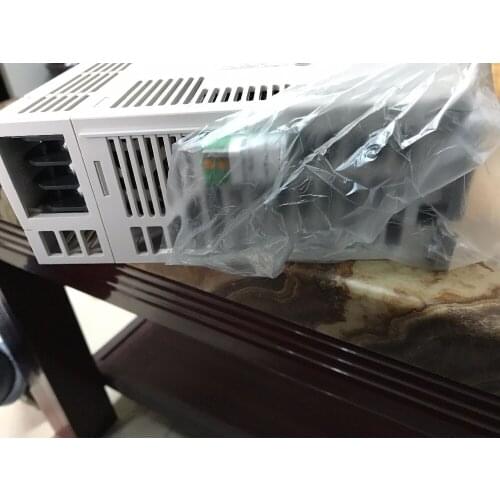 New and original driver MR-J2S-70B-U015