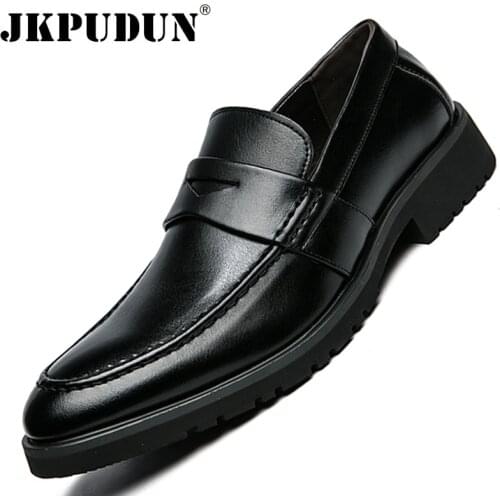 Retro Men Dress Shoes Leather Men Casual Shoes Male Party Formal Shoes Wedding Shoes Breathable Slip-on Fashion Driving Loafers