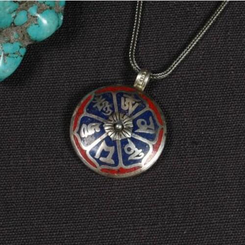 Handmade 925 Silver Nepalese Tibetan OM Mani Padme Hum Pendant Necklace Tibetan Buddhist OM Pendant Necklace Bohemia Necklace