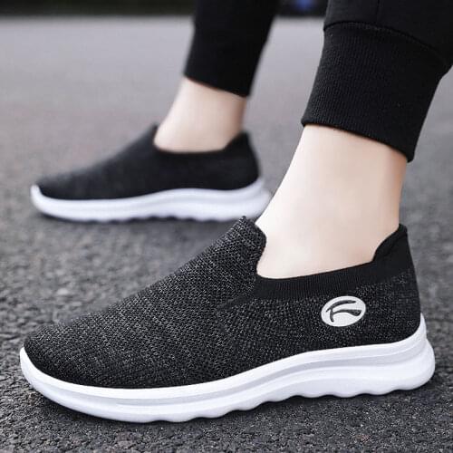 Casual Men Loafers Mesh Slip On Sneakers Breathable Male Sports Running Shoes For Men Branded Trainers