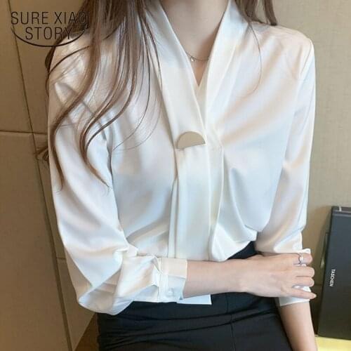 2020 Autumn New Long Sleeve Satin Women Blouses V-neck Pullover White Blouse Women Solid Button Casual Women Shirts Blusas 11054