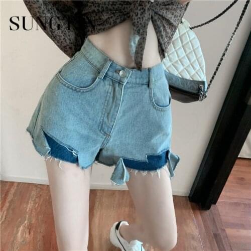 Sungtin Fashion Design High Waist Jeans Women Casual Loose Wide Leg Cowboy Pants Straight Button Korean Short Jeans Summer 2021