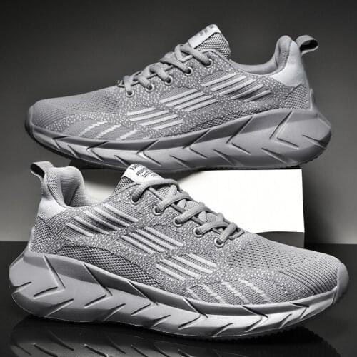 Men Casual Shoes Lightweight Comfortable Breathable Walking Mesh Flat Man Sneakers Tenis Shoes Gym Vulcanized Shoes White