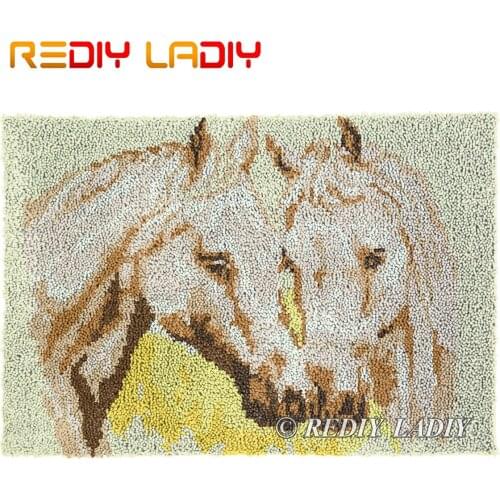 Latch Hook Rug Horses Love Plush Tapestry Kits Crochet Cushion Mat DIY Carpet Rug Chunky Needlework Yarn Arts & Crafts 85*58cm