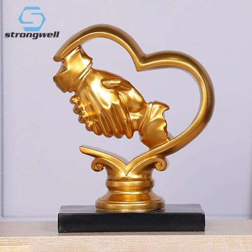 Strongwell Creative Resin Lover Hand Miniature Model Home Decoration Sculpture Bedside Display Furnishings Wedding Decor Gifts