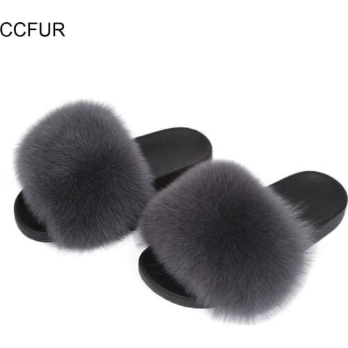2019 New Furry Slippers Womens Real Fox Fur Slides Flip Flops Flat Fluffy Winter Thick Warm Fur Retail Wholesale S6018G