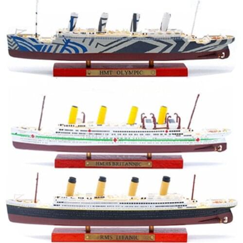 21CM Cruise Titan Sister Royal Britannic Medical Ship Model Ocean Liner Toy Boys Alloy Ship Metal Boat Collectible Gift Display
