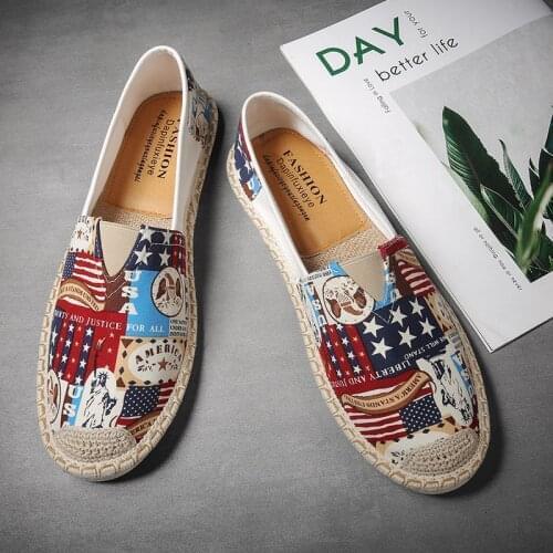 New American Flag Slip On Men Fashion Shoes Comfortable Loafers Men Flat Casual Shoes Fashion Printed Fisherman Canvas Shoes Man