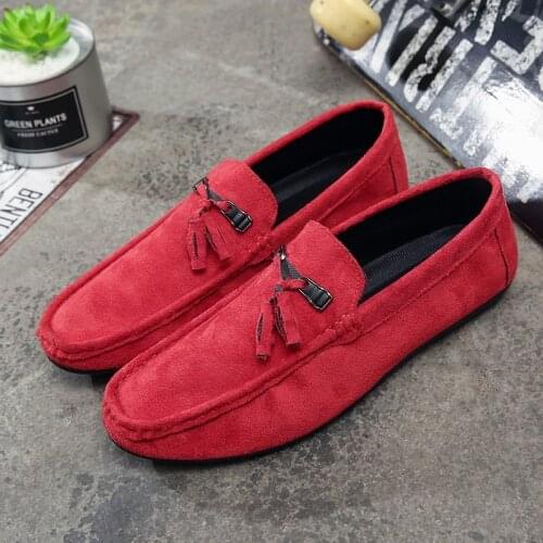 Men Casual Shoes Fashion Male Shoes Soft Men Loafers Comfy Moccasins Slip On Mens Driving Shoes Black Red Man Lazy Shoe