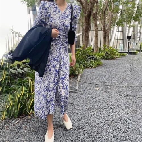 Women Dress 2021 Early Spring New Irregular Hem Sleeve Blue and White Porcelain Printed Pleated Slim Dress