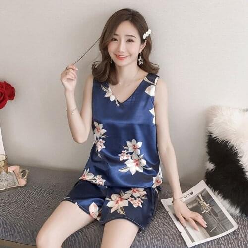 Ice Silk Pajamas Womens Short Sleeve Two Piece Suit Silk Simulation Sexy Spring and Autumn Days Lovely Pajama Set