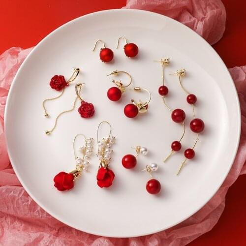 LOVOACC Multiple Red Color Oversize Pearl Earrings for Women Ladies Gold Color Chain Flower Petal Tassel Drop Earrings Oorbellen