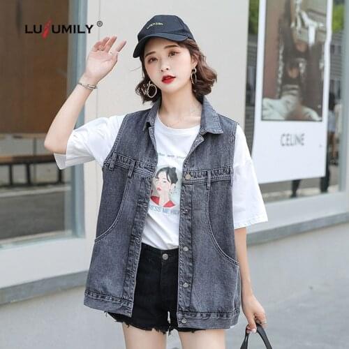 Lusumily Denim Waistcoat Women Big Poket Vest Female Casual Sleeveless Cowboy Outwear Simple Jacket Casual Fashion Loose Vest