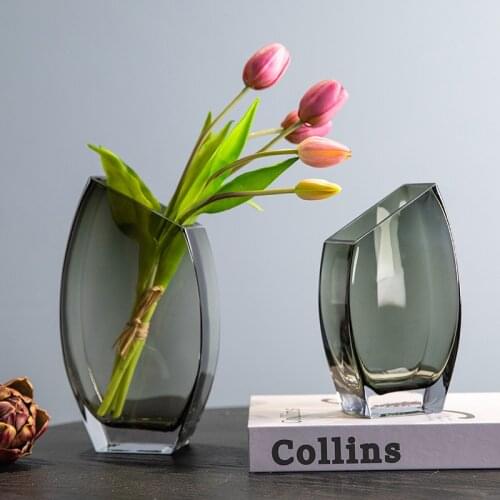 Creative geometric oblique mouth square transparent glass vase Nordic light luxury soft decoration flower arrangement