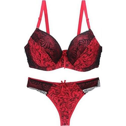 2021 Lace Sexy Thin Deep V-neck Underwear Set Ladies Large Size Fashion Three-Line Three-Button Bra Boxer Briefs Sports bra