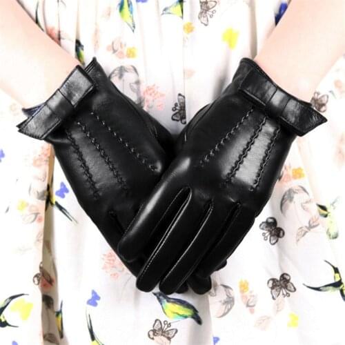Genuine Leather Gloves Female Wrist Butterfly Knot Sheepskin Gloves Autumn Winter Plus Velvet Thicken Womans Gloves DQ1602