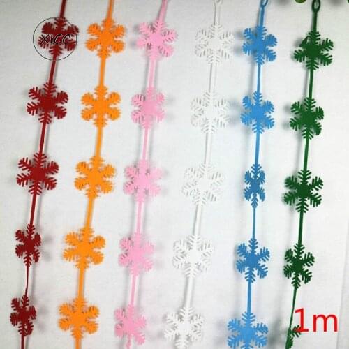 1m Christmas Snowflake Wicker Polyester Nonwoven Hanger Patch Wool Felt Party Applique Sticker Home Decoration DIY Craft