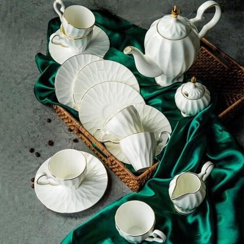 Tangshan Bone China 15 piece European gold tracing coffee set creative gift coffee cup and plate