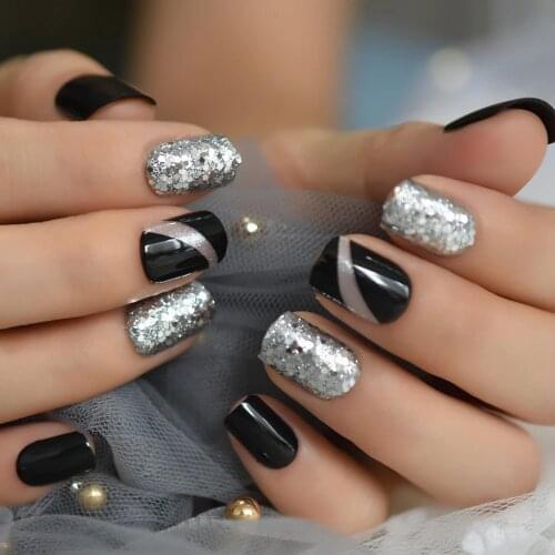 Short Silver Glitter Scale False Nail Bright Black UV Gel Fake Nails Press on Faux Nails Full Cover Wear Nail Tips 24pcs/kit