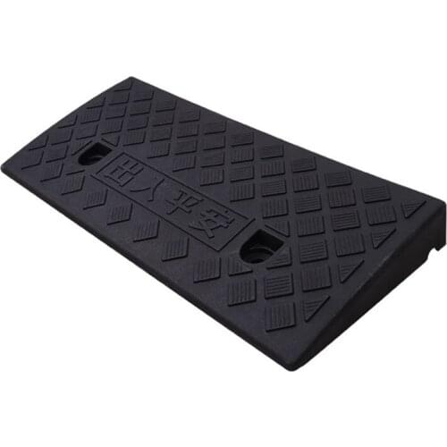Car Access Ramp Triangle Pad Speed Reducer Durable Threshold for Automobile Motorcycle Heavy Wheelchair Duty Rubber Wheel