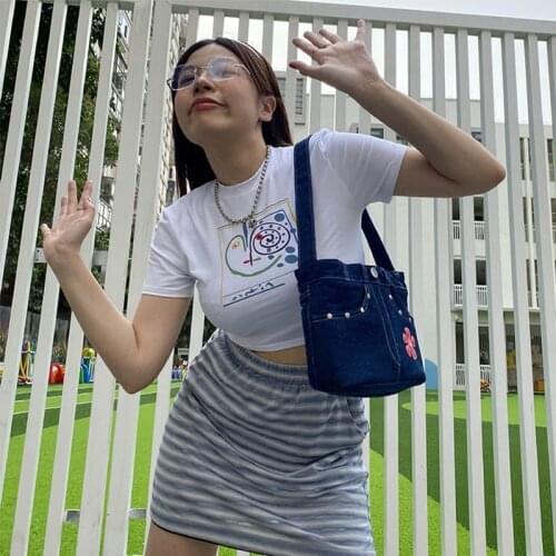 Y2K Streetwear Aesthetic Art Graphic Short Sleeve White T-Shirt 2000s Vintage Abstract Printing Tee Fashion Cute Summer Crop Top