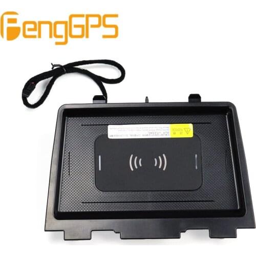 Qi Car wireless charger for Trumpchi GS8 2017-2018 For iPhone Xs Max X XR Samsung S10 S9 Infrared Fast Phone Holder